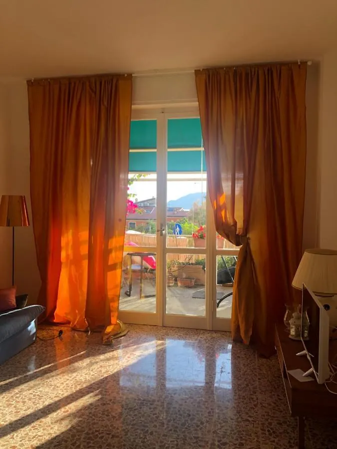 Blu Di Lerici - Zona Tranquilla Due Passi Dal Mare Apartment