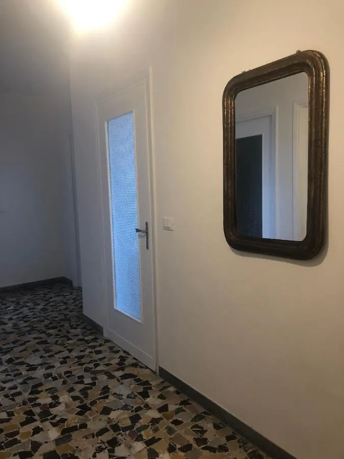 Blu Di Lerici - Zona Tranquilla Due Passi Dal Mare Apartment